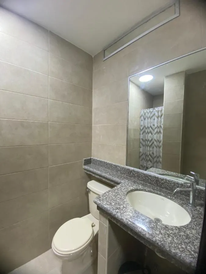 White House Apartment Guayaquil Ecuador